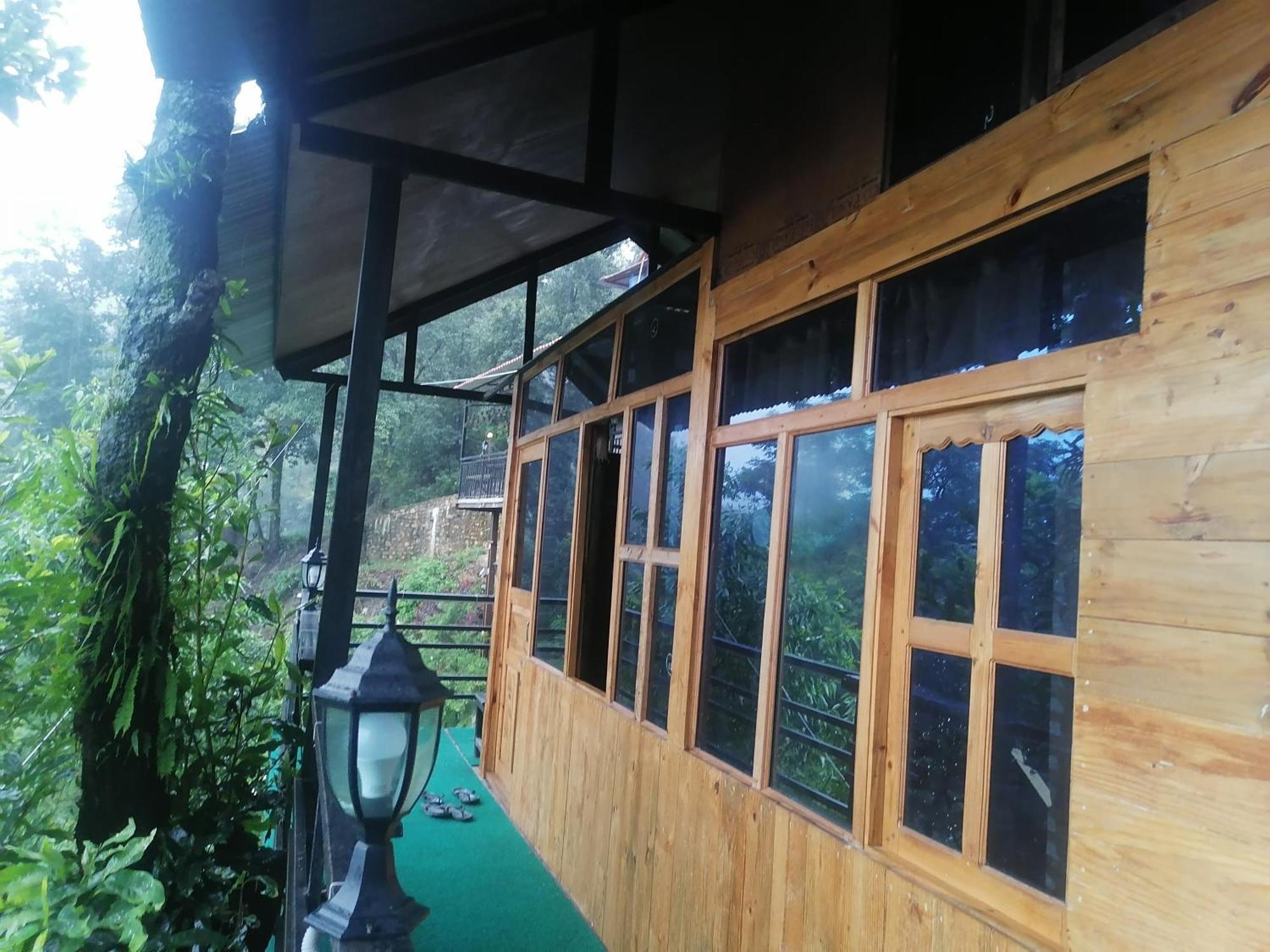 Jungle Crown Organic Homestay Nagarkot Exteriér fotografie